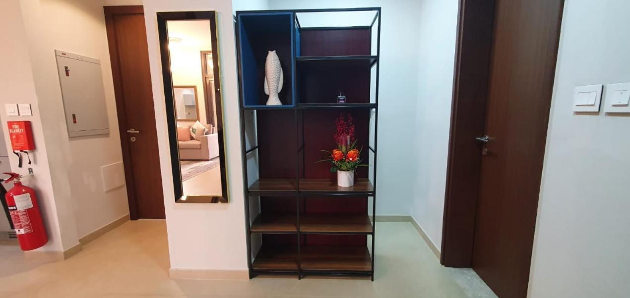 One Elegant 1Bhk Apartment In Muscat Bay 02 Esterno foto