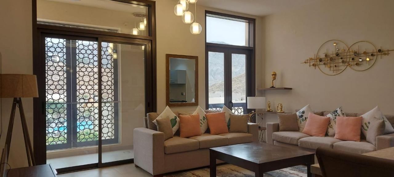 One Elegant 1Bhk Apartment In Muscat Bay 02 Esterno foto